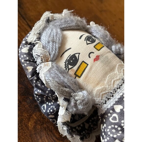 Vintage 3 in 1 Rag Doll Granny  Red-Riding Hood & Wolf Quilted Fabric Lace Doll - Picture 11 of 16